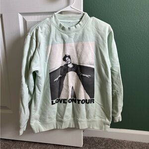 Harry Styles Love on Tour crewneck sweatshirt
Small-20 in. bust & 24 in. length
